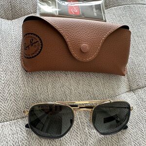 Ray-Ban Gold Frame Sunglasses with Brown Case